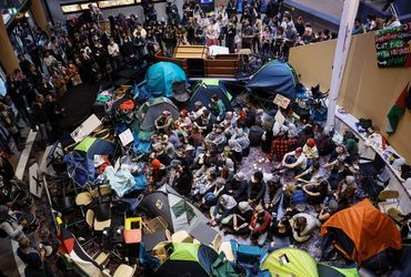 Australian University Takes Action Against Pro-Palestinian Protesters in Building Occupation