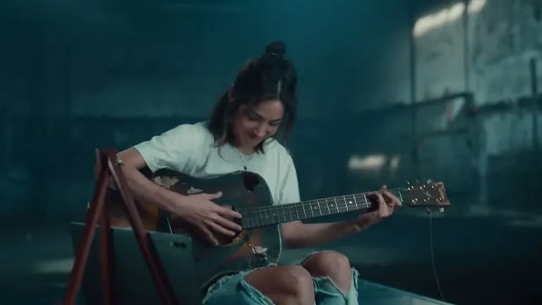 Samsung Strikes Back: Unveiling the 'Crush!' Ad Response to Apple's iPad Pro