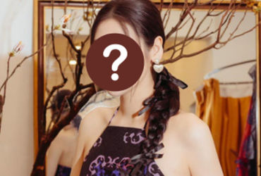 Bí mật đằng sau cuộc sống hạnh phúc của Á hậu Tú Anh: Từ học vấn đến gia đình