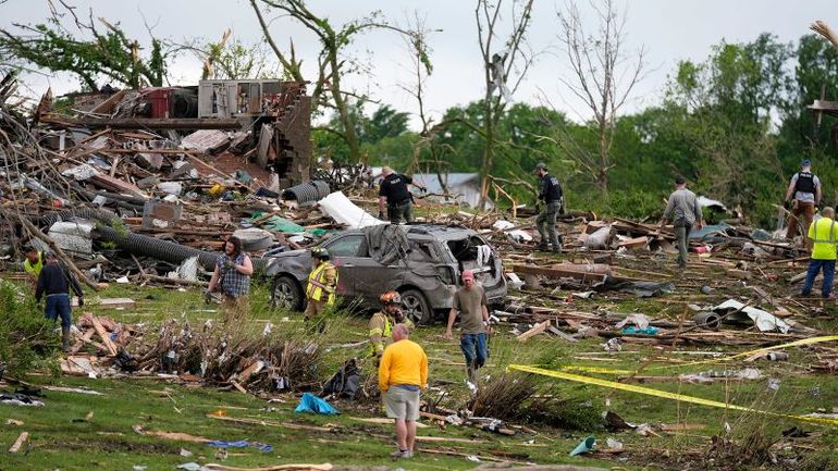Deadly tornadoes wreak havoc across the Midwest and pose a threat to cities across the US
