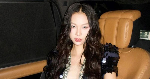 Cuộc sống hậu trường của ngôi sao mạng Phí Phương Anh: Bí mật về chiêu trò PR và hậu trường âm nhạc