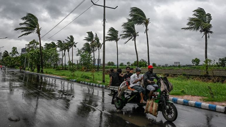 Cyclone Remal Causes Massive Evacuation in Bangladesh and India