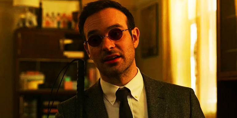 Matt Murdock speaking to Peter Parker, Aunt May and Happy Hogan in Spider-Man No Way Home