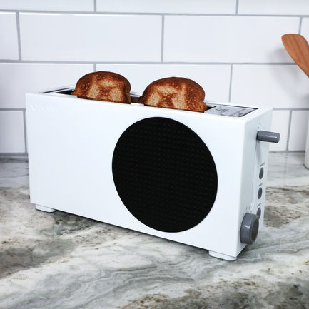 xbox series s toaster with toast