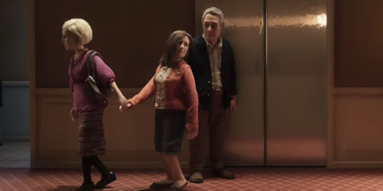Lisa being pulled away from Michael in Anomalisa 