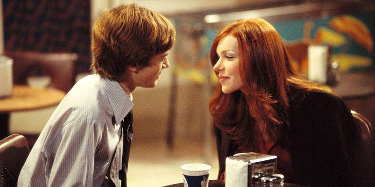 Eric (Topher Grace) and Donna (Laura Prepon) on their first date on That '70s Show
