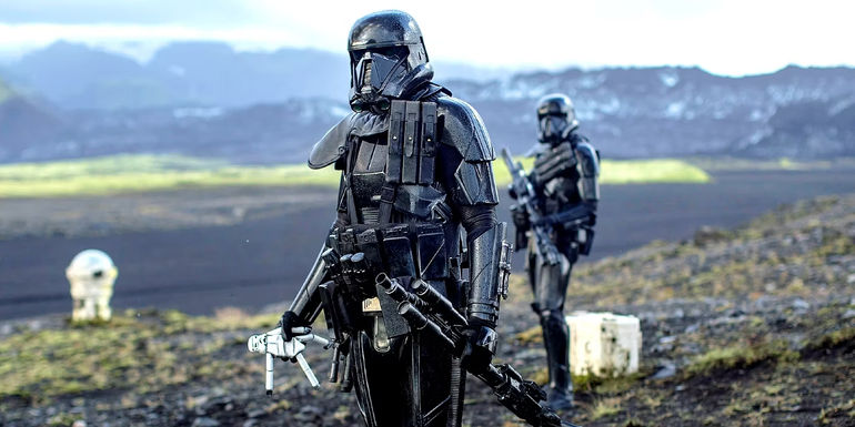 Two black-clad stormtroopers in Rogue One.
