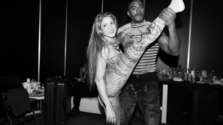 Shakira's Dynamic Stretch: Gearing Up for the Latin GRAMMYs!