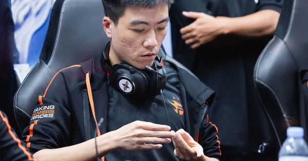 Xuân Bách - Tương lai huyền thoại Liên Quân sau khi rời Team Flash