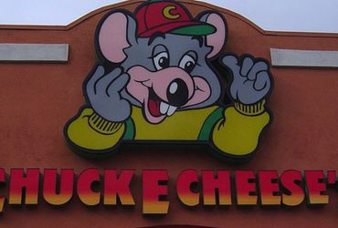 Chuck E. Cheese to Launch Squid Game-Inspired Game Show