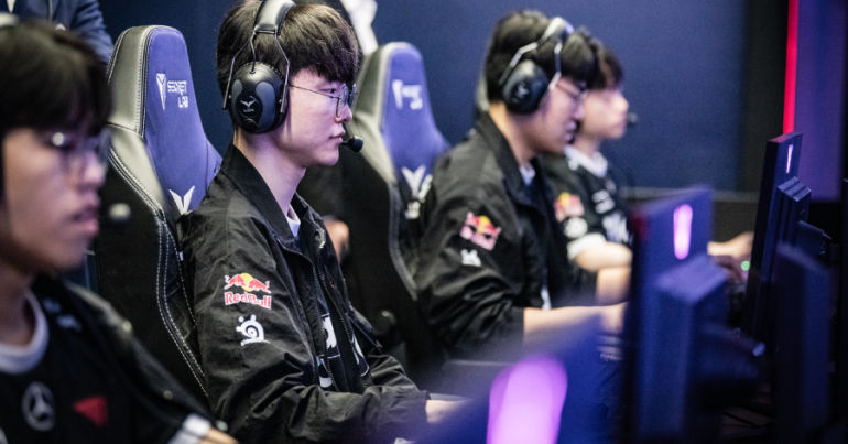 T1 chịu thất bại tiếp, fans phản ứng gây chú ý với tinh thần bất ngờ