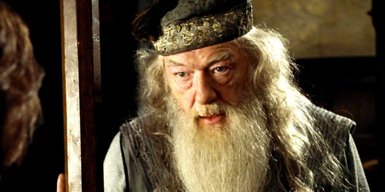 Unveiling the Mesmerizing Dumbledore Makeup Transformation: A Harry Potter Cosplay Experience Beyond Imagination!