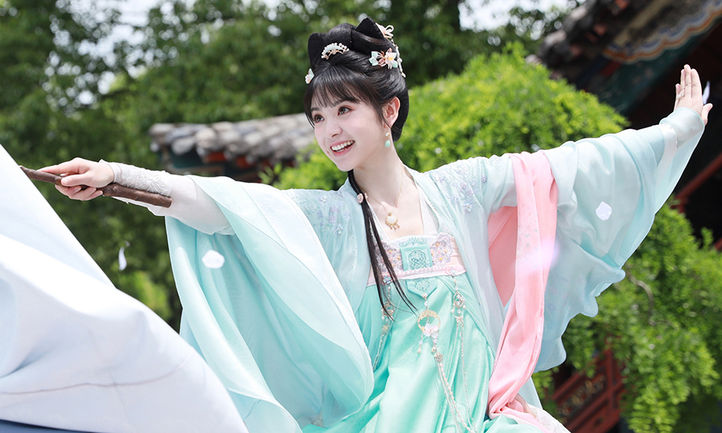 Dàn sao 'Lên kịch trường nhầm kiệu hoa hơn cả mơ' 2023