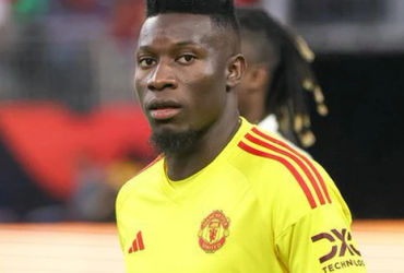 Đấu với vị trí thủ môn, MU bắt đầu nỗi lo khủng hoảng mới