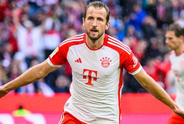 Blockbuster Clash: Harry Kane's Bayern Munich takes on Xabi Alonso's Bayer Leverkusen in the Bundesliga - Live Stream for Free!