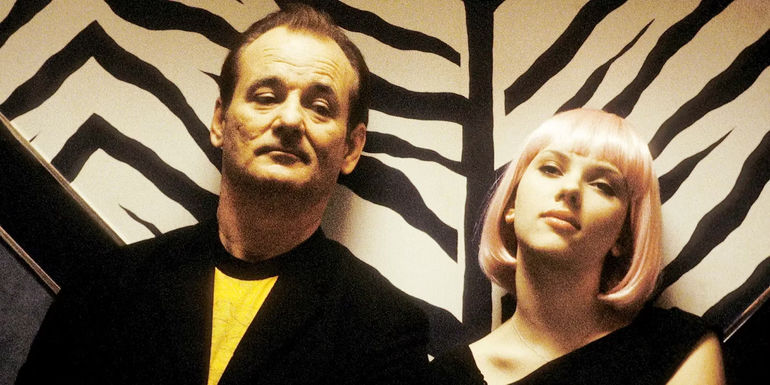 Unveiling the Captivating Age Gap Dilemma in Lost In Translation: Scarlett Johansson & Bill Murray Leave Director in Awe