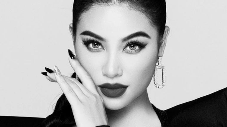 Phạm Hương chúc mừng fan hâm mộ với bất ngờ lớn trong tương lai gần