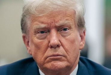 Explosive Revelation: Classified Nuclear Submarine Information Leaked by Trump to Mar-a-Lago Member