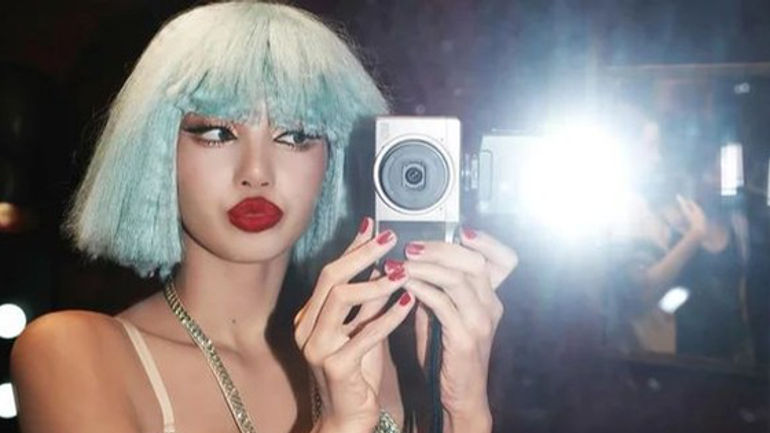 Lisa (BlackPink) bước vào cuộc tranh cãi khi yêu cầu gỡ bỏ danh hiệu thần tượng Kpop