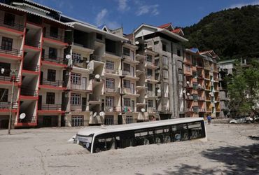 A Tragic Disaster Unfolds: Indian Himalayas Devastated by Flash Floods, Leaving 74 Dead and Over 100 Missing