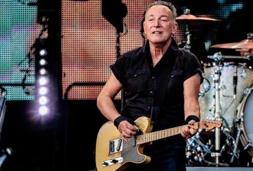 Bruce Springsteen's Unseen Battle: A Rockstar's Unraveling Journey with a Monstrous Peptic Ulcer