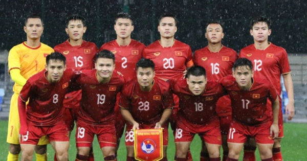 ĐT Việt Nam 0-2 ĐT Uzbekistan: Bước ngoặt đầy kịch tính gây bất ngờ