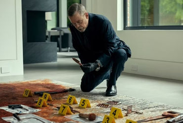 Inside Scoop: The Surprising Role That Mark Hamill's Wife Convinced Him to Take - Unveiling Her Role in the Fall of the House Of Usher Casting!