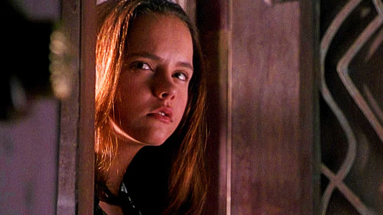 Unveiling the Enchanting Tale: Spellbinding 28-Year-Old Ghost Movie Thrives on Netflix