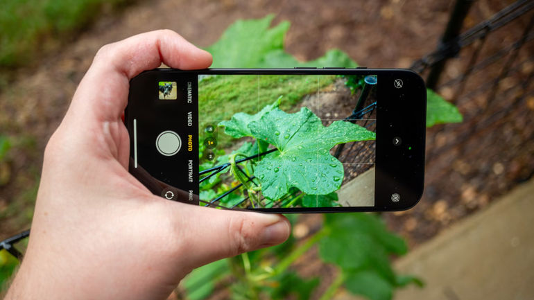 Mastering the Art of Effortless Photo Transfer: Unleashing the iPhone-to-PC Magic!