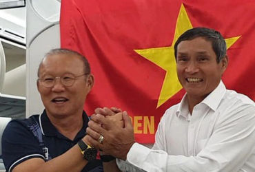 HLV Park Hang-seo chia sẻ cảm xúc khi HLV Mai Đức Chung rời bỏ ĐT nữ Việt Nam