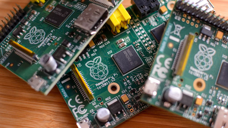 How to Receive Discord or Slack Alerts for Raspberry Pi Overheating