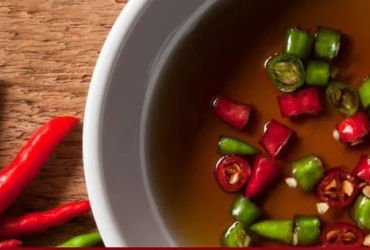 7 lợi ích và 2 tác hại tiềm ẩn của nước mắm