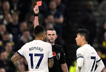 Tottenham Hotspur's Title Hopes Dashed in Thrilling Battle with Chelsea