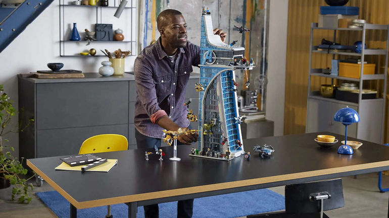 Lego Avengers Tower Released in Conjunction with Lego Store Black Friday Deals