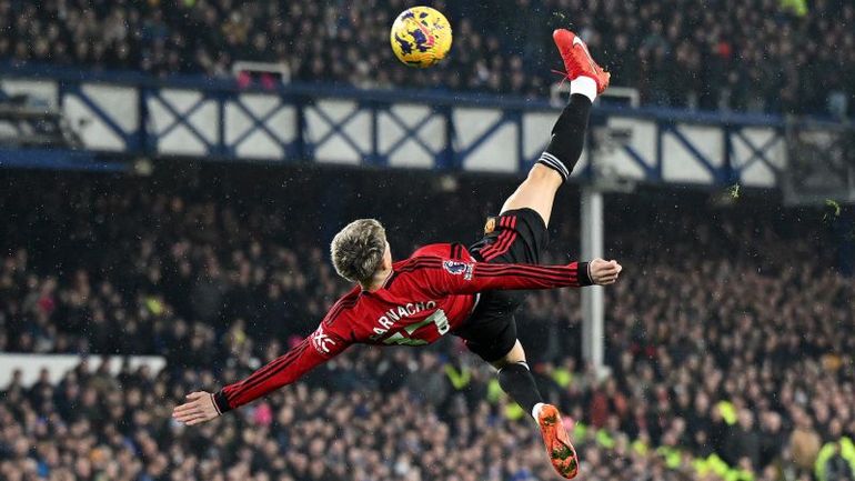 Alejandro Garnacho's Stunning Bicycle Kick Evolves into an Unforgettable Masterpiece
