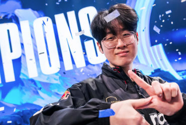 Zeus quyết không chọn skin vô địch của Yone dù đã nghĩ ra hiệu ứng đẳng cấp