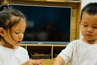 Leon, con trai Hồ Ngọc Hà, gây bất ngờ khi ở nhà vì khả năng nói chuyện tài tình khi mới 3 tuổi