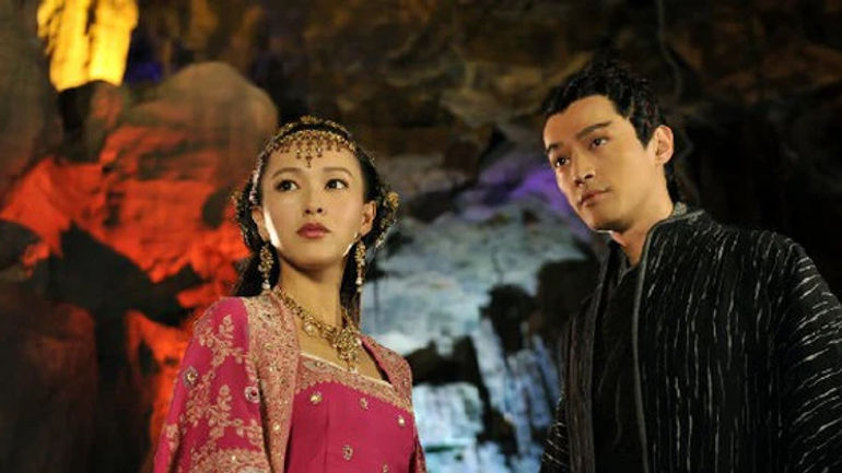 Cặp đôi tái hợp lần thứ 5 gây xôn xao dư luận, khiến fan không thể ngừng đổ bộ