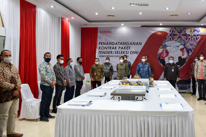 Penandatanganan Kontrak Paket Tender/Seleksi Dini Kementerian Pekerjaan Umum dan Perumahan Rakyat Tahun Anggaran 2021