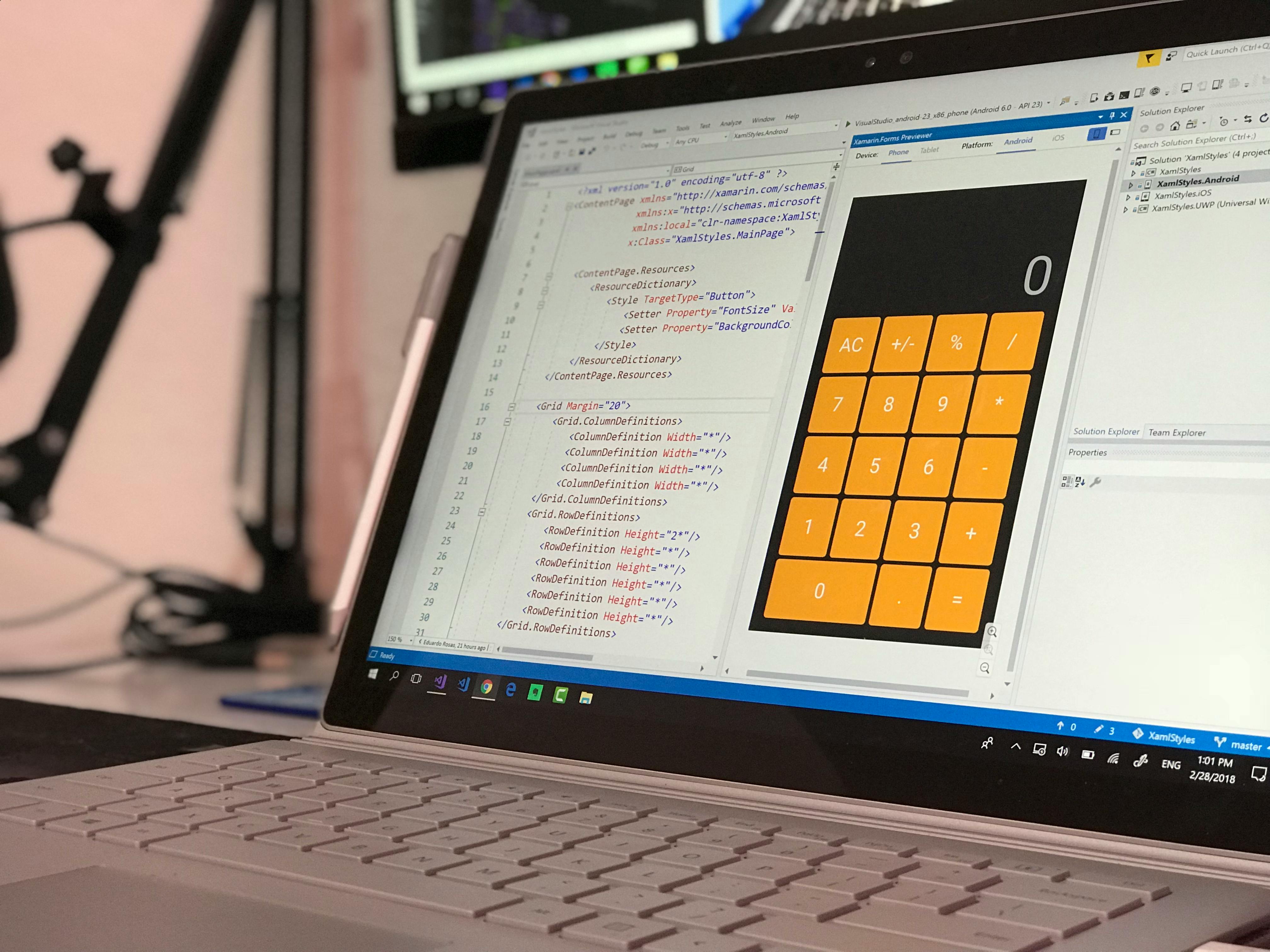 https://ik.imagekit.io/falconitlab/falconitlab/falcon-services/appdev.jpg?updatedAt=1729282882410
