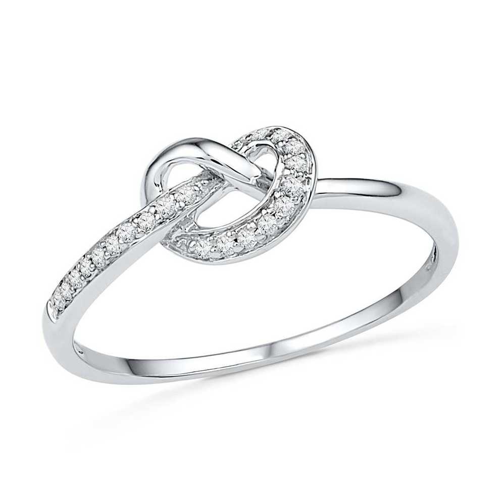 Featured Image of Knot Engagement Rings
