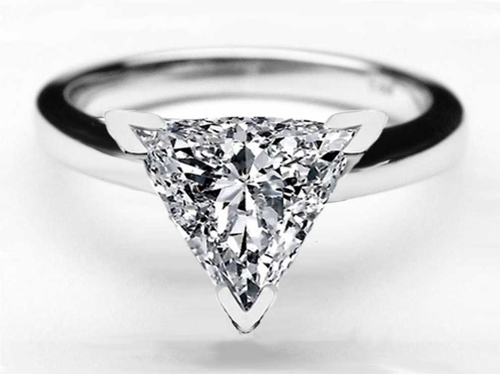 Featured Image of Triangle Cut Diamond Engagement Rings