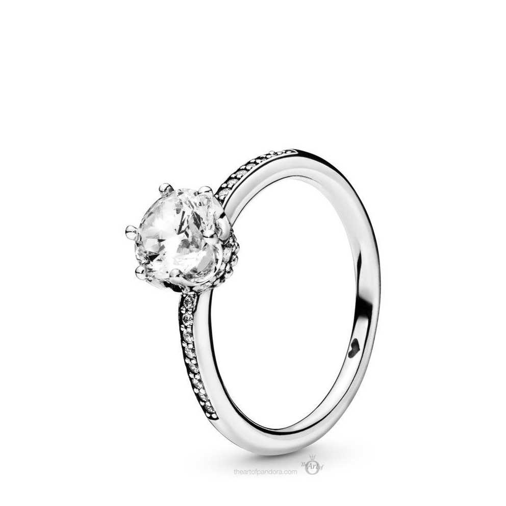 Featured Image of Clear Sparkling Crown Rings