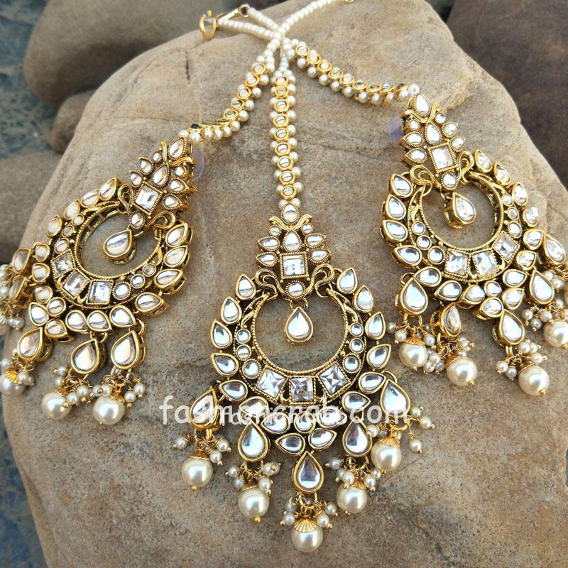 Golden Color Wedding Earring With Maangtika | FashionCrab.com