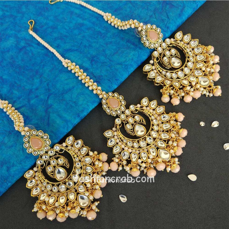 Kundan Maang Tikka with Earring for Peach Saree | FashionCrab.com