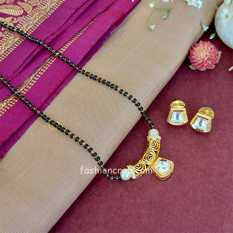 Traditional Kundan Mangalsutra with Earrings for Women