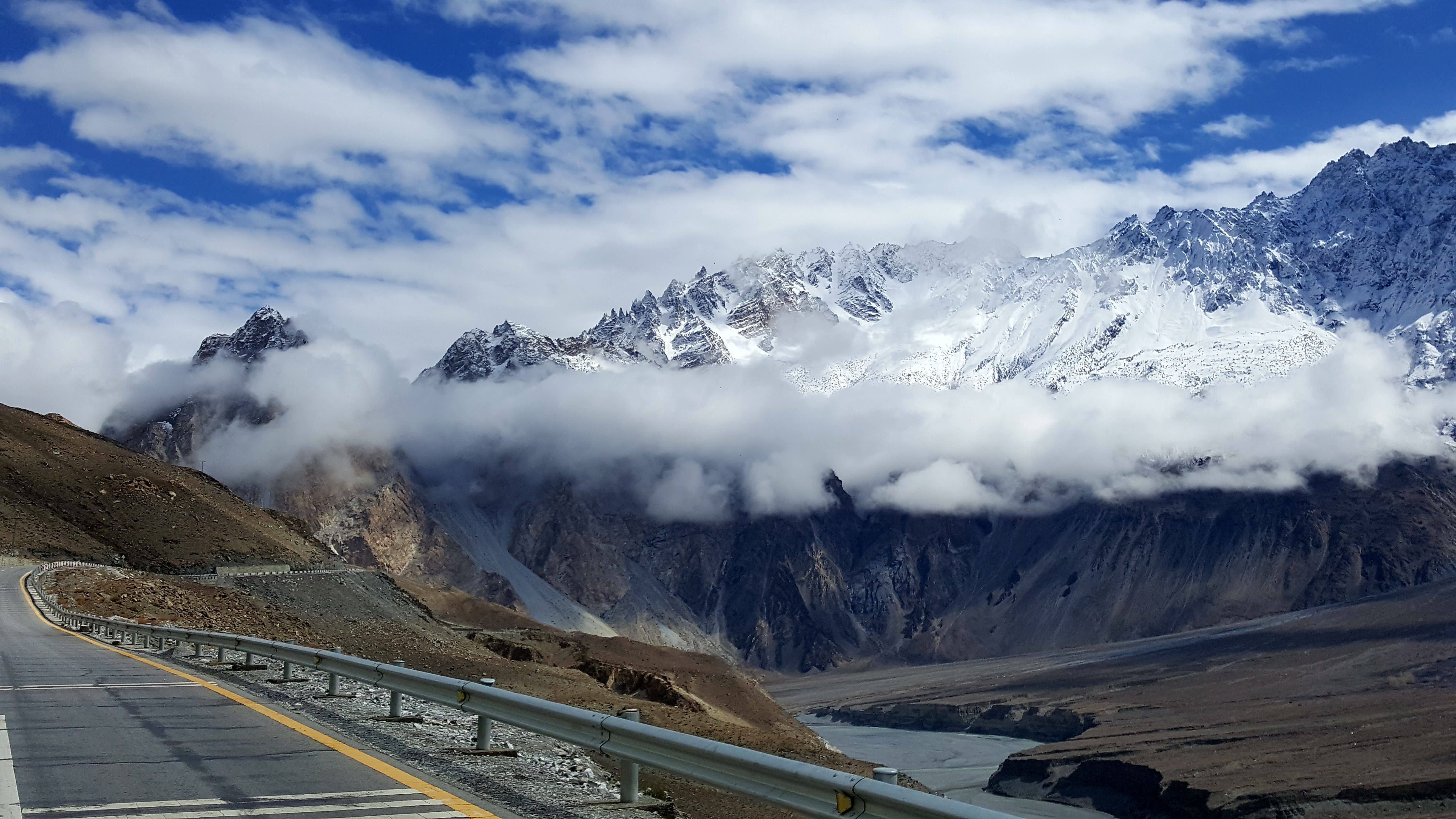 Silk Road Explorers Tour: Alpine Karakoram Adventure