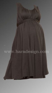 Sleeveless dress with waist belt