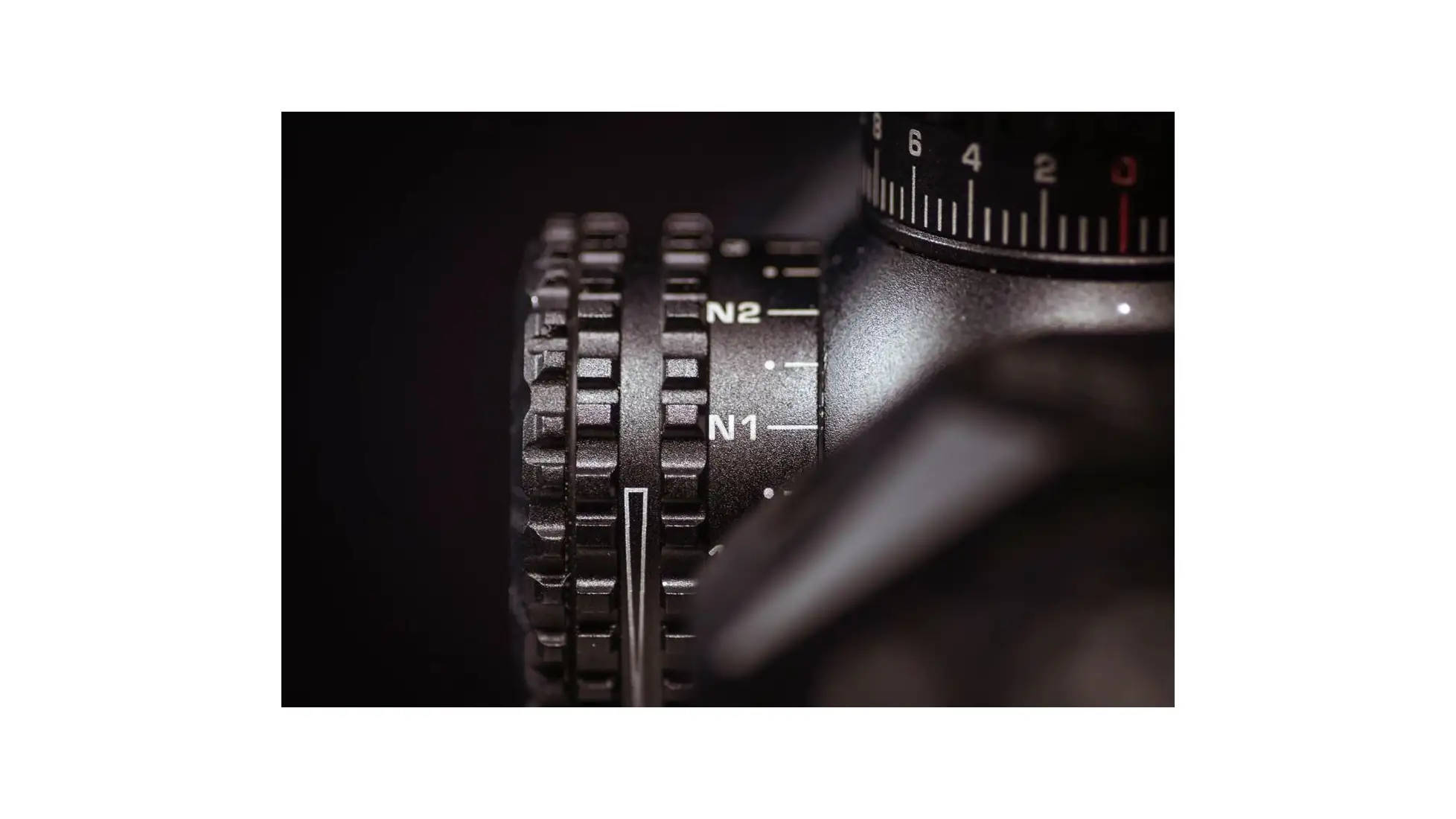 Swampfox Arrowhead LPVO Series Rifle Scope 1-8x24 30mm SFP IR Red MOA Black - Image 3