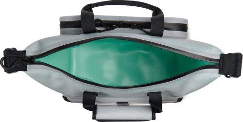 PELICAN COOLERS DAYVENTURE